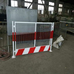 振鼎絲網(wǎng) 焊接式基坑圍欄與建筑工地防護網(wǎng)的直銷優(yōu)勢